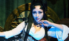 琼明神女录下载